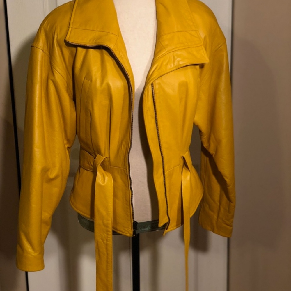 Jacket - Picture 5 of 5